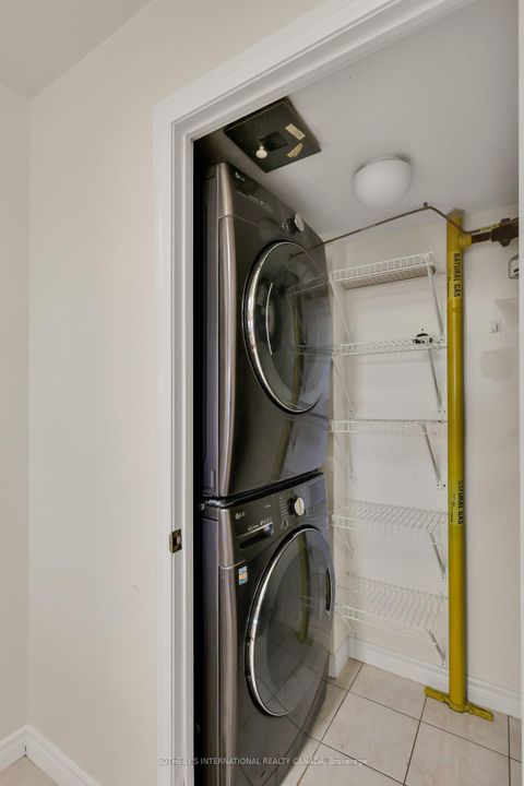 Photo 16 at 610 - 265 Ridley Boulevard, Nortown, Toronto Photo 16 at 610 - 265 Ridley Boulevard, Nortown, Toronto