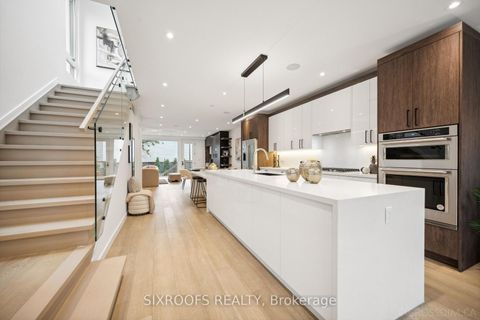 Photo 8 at 41 Dunkirk Road, East York, Toronto