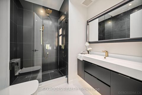 Photo 36 at 44A Alcina Avenue, Wychwood, Toronto