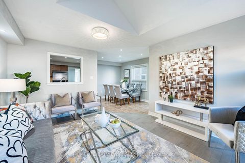 Photo 23 at 61 Four Seasons Crescent, Woodland Hill, Newmarket