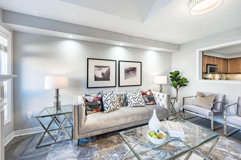 Photo 24 at 61 Four Seasons Crescent, Woodland Hill, Newmarket