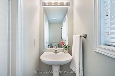 Photo 25 at 61 Four Seasons Crescent, Woodland Hill, Newmarket