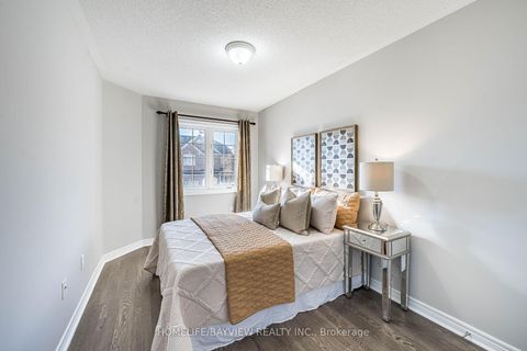 Photo 34 at 61 Four Seasons Crescent, Woodland Hill, Newmarket