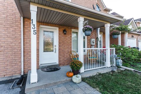 Photo 4 at 135 Trevino Circle, East Bayfield, Barrie