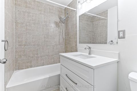 Photo 19 at 135 Trevino Circle, East Bayfield, Barrie