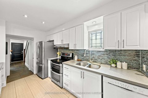 Photo 12 at 1565 Mount Pleasant Road, Lawrence Park North, Toronto