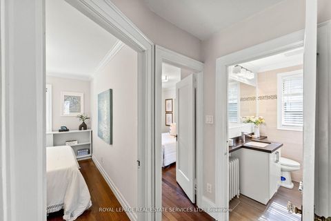 Photo 19 at 1565 Mount Pleasant Road, Lawrence Park North, Toronto