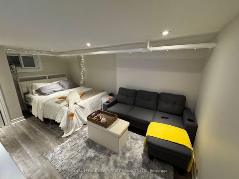 Photo 32 at 1565 Mount Pleasant Road, Lawrence Park North, Toronto