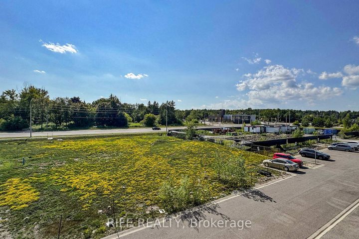 Photo 34 at 2623 Garrison Crossing, Duffin Heights, Pickering