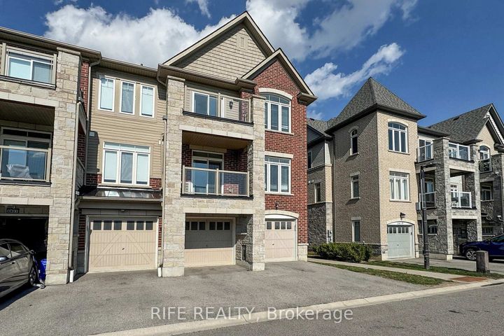 Photo 37 at 2623 Garrison Crossing, Duffin Heights, Pickering