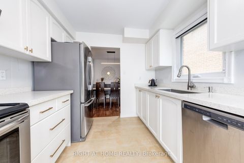 Photo 18 at 88 Sunshine Drive, Observatory, Richmond Hill