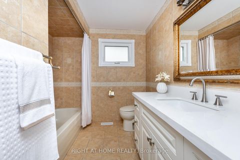 Photo 30 at 88 Sunshine Drive, Observatory, Richmond Hill