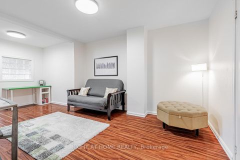 Photo 19 at 136 Avon Avenue, Smythe, Toronto