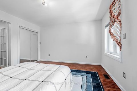 Photo 24 at 136 Avon Avenue, Smythe, Toronto