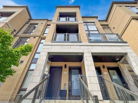 Photo 32 at 105 - 23 Eldora Avenue, Newtonbrook West, Toronto