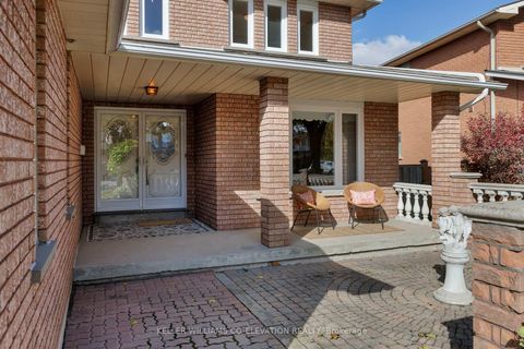 Photo 3 at 73 Queenston Crescent, East Woodbridge, Vaughan