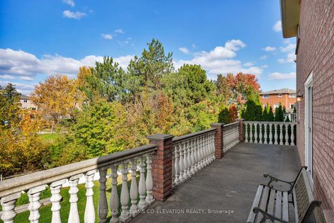 Photo 17 at 73 Queenston Crescent, East Woodbridge, Vaughan