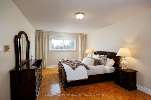 Photo 25 at 73 Queenston Crescent, East Woodbridge, Vaughan