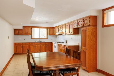 Photo 39 at 73 Queenston Crescent, East Woodbridge, Vaughan