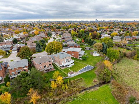 Photo 40 at 73 Queenston Crescent, East Woodbridge, Vaughan