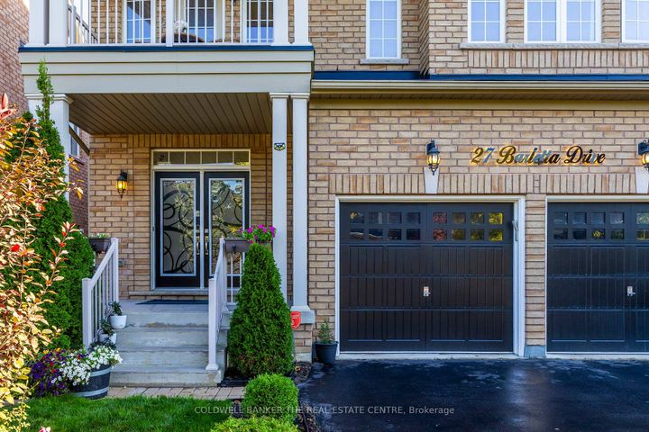 Photo 2 at 27 Barletta Drive, Patterson, Vaughan
