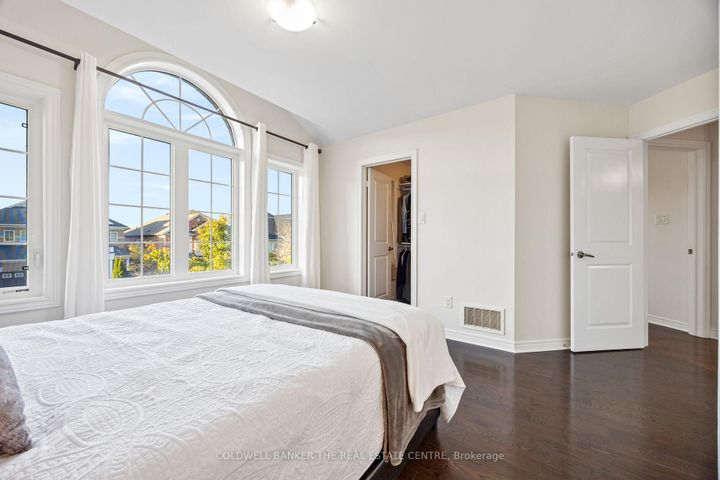 Photo 23 at 27 Barletta Drive, Patterson, Vaughan