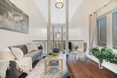 Photo 15 at 27 Barletta Drive, Patterson, Vaughan