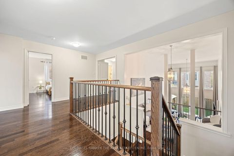 Photo 16 at 27 Barletta Drive, Patterson, Vaughan