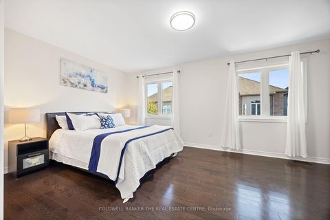 Photo 17 at 27 Barletta Drive, Patterson, Vaughan