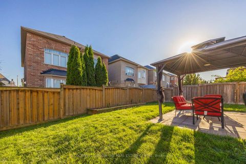 Photo 47 at 27 Barletta Drive, Patterson, Vaughan