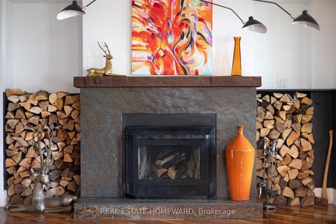 Photo 4 at 2 Park Avenue, The Beaches, Toronto