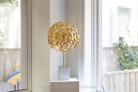 Photo 9 at 2 Park Avenue, The Beaches, Toronto