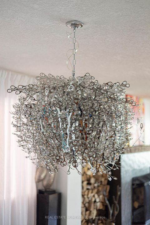 Photo 11 at 2 Park Avenue, The Beaches, Toronto