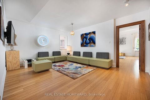 Photo 23 at 2 Park Avenue, The Beaches, Toronto