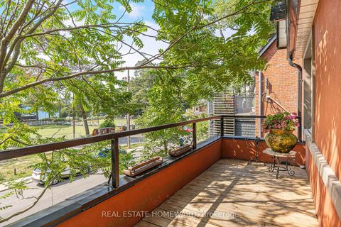 Photo 27 at 2 Park Avenue, The Beaches, Toronto