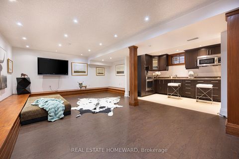 Photo 45 at 2 Park Avenue, The Beaches, Toronto