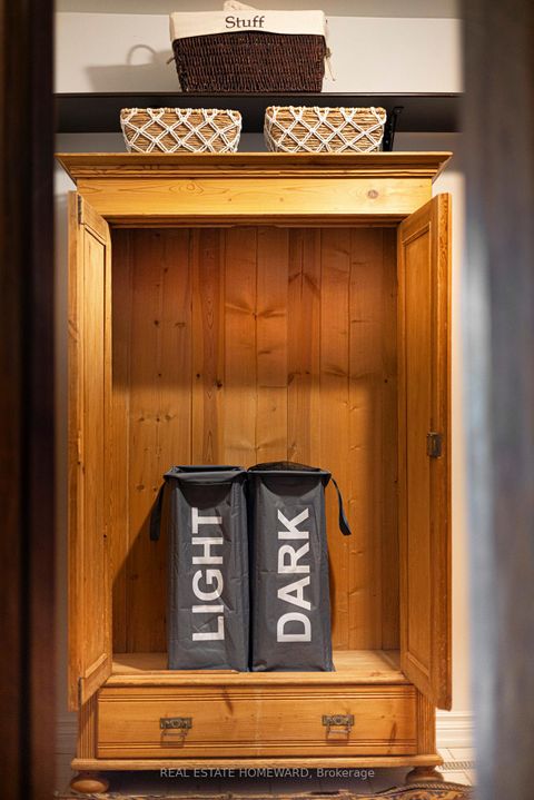 Photo 46 at 2 Park Avenue, The Beaches, Toronto