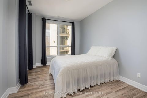 Photo 8 at 216 - 9075 Jane Street, Concord, Vaughan