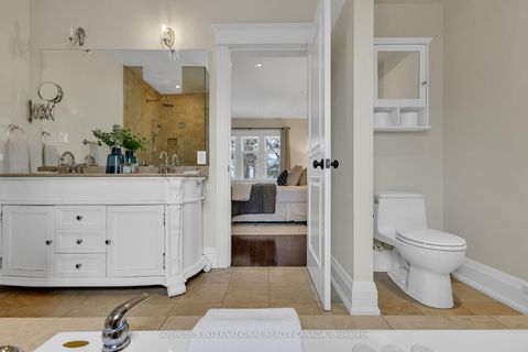 Photo 17 at 68 Astley Avenue, Moore Park, Toronto