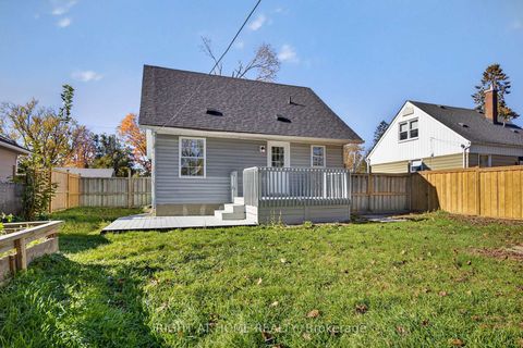 Photo 4 at 11 Newton Street, Wellington, Barrie