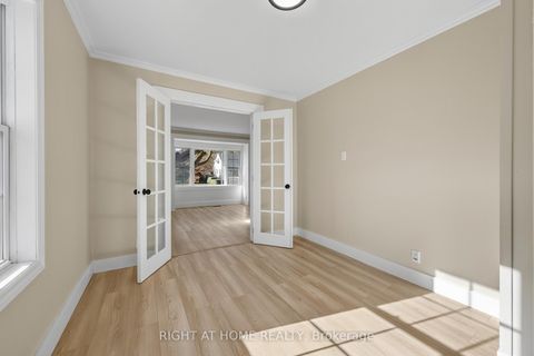 Photo 22 at 11 Newton Street, Wellington, Barrie