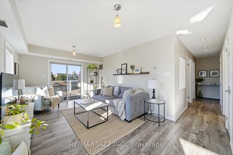 Photo 7 at 310 - 132 Aspen Springs Drive, Bowmanville, Clarington