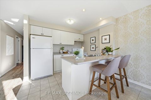 Photo 11 at 310 - 132 Aspen Springs Drive, Bowmanville, Clarington