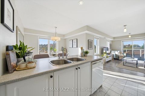 Photo 14 at 310 - 132 Aspen Springs Drive, Bowmanville, Clarington