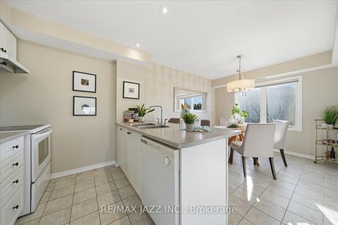 Photo 16 at 310 - 132 Aspen Springs Drive, Bowmanville, Clarington