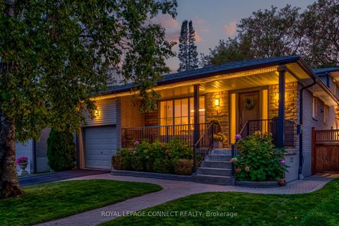 Photo 3 at 28 Tivoli Court, Guildwood, Toronto