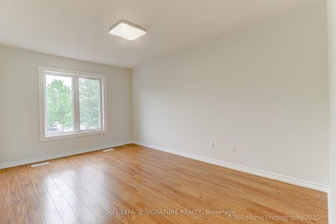 Photo 21 at 135 Kelso Crescent, Maple, Vaughan