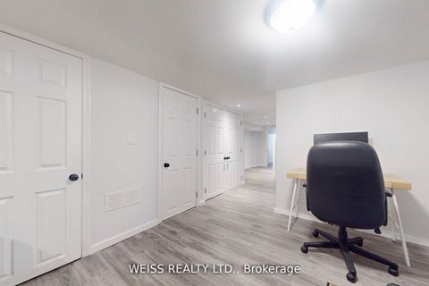 Photo 35 at 758 Richmond Street W, Niagara, Toronto