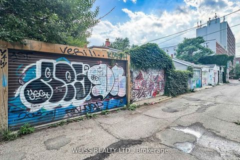 Photo 44 at 758 Richmond Street W, Niagara, Toronto