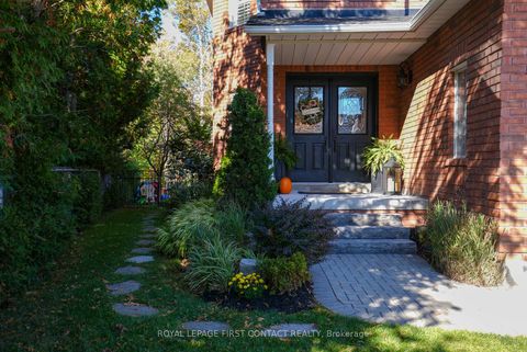 Photo 1 at 1328 Vincent Crescent, Alcona, Innisfil